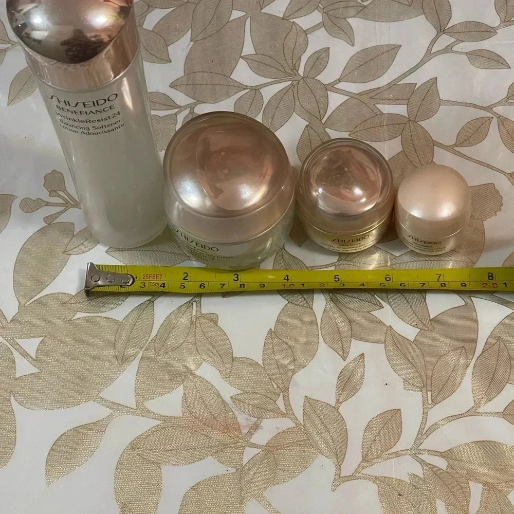 Set of 4 SHISEIDO benefiance empty jar bottle - Picture 4 of 5